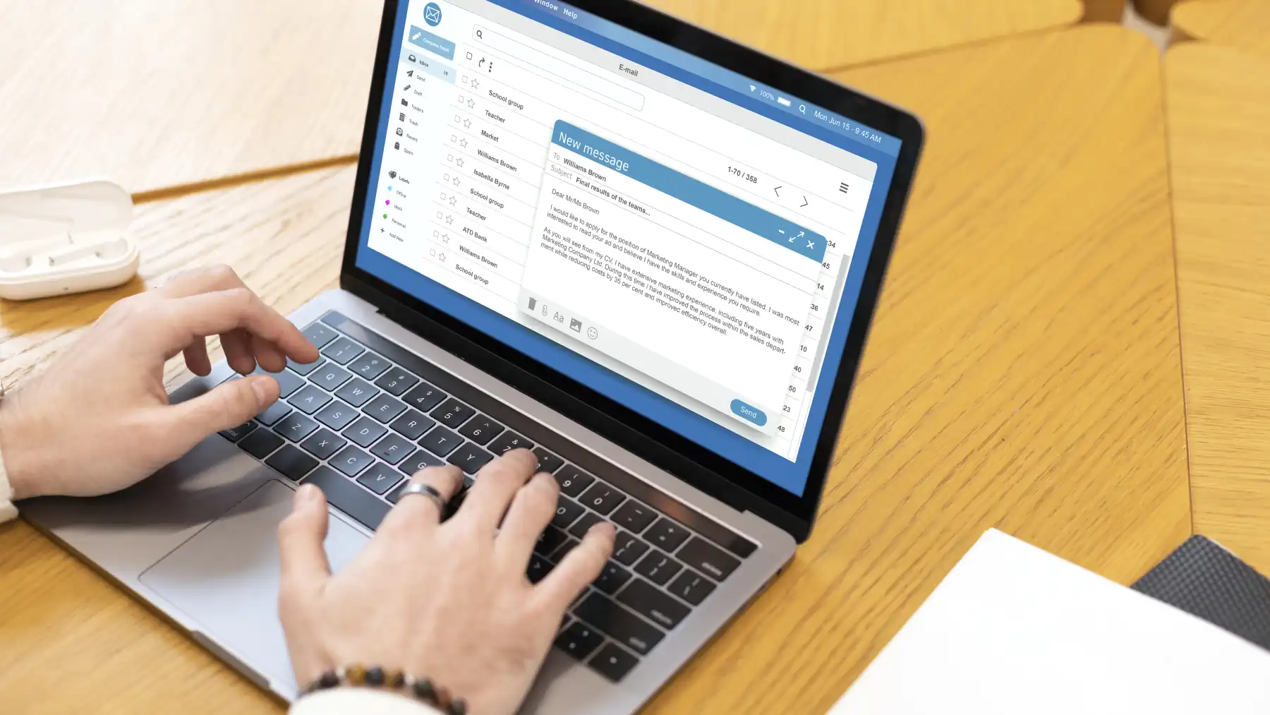 Práca s emailami priamo v systéme